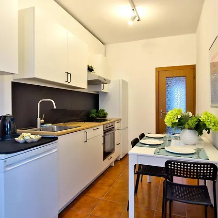 Apartment Homeby - Il Terzetto Milan